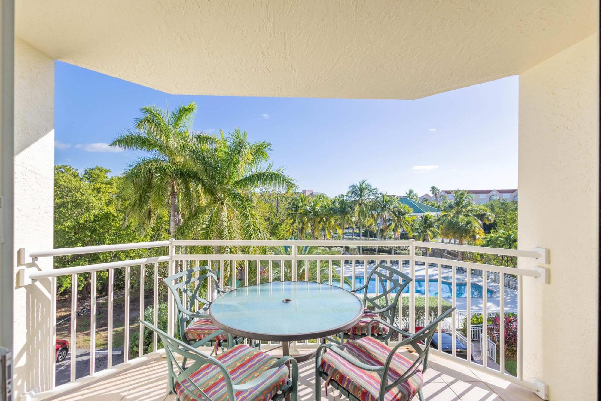 The Exuma Cay -Pool View & Parking Villa Key West Exterior photo